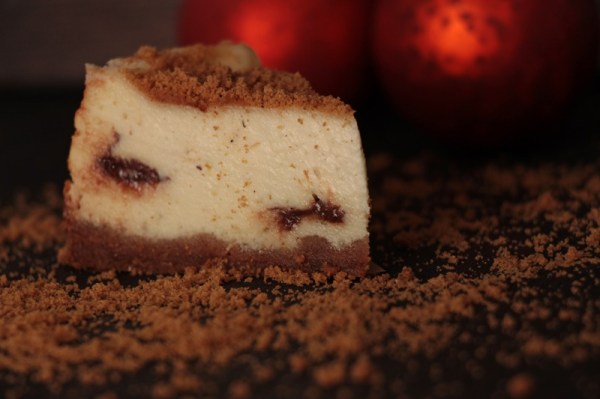 Kaesekuchen-mit-Spekulatiusboden