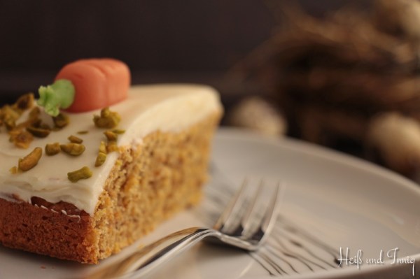 Moehren-Walnuss-Oster-Kuchen-3_Sign