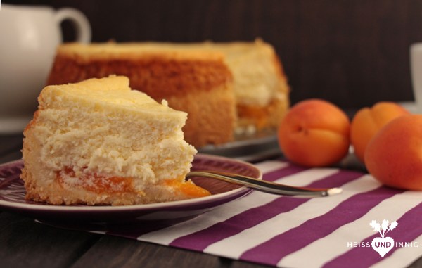 Aprikosen-Käsekuchen